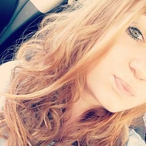 Meet your Posher, Katelyn